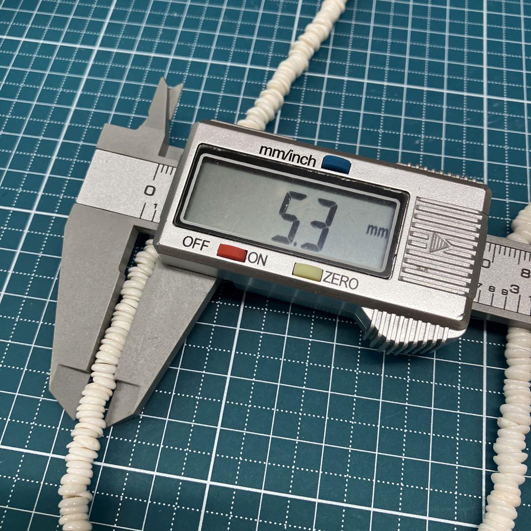 最高級極小約5.2ミリ幅前後ホワイトプカシェル465個使用全長約60センチネック