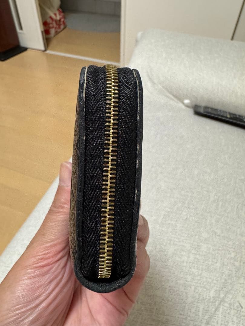 Louis Vuitton ブラックレザー コインケース Louis Vuitton ブラックレザー コインケース