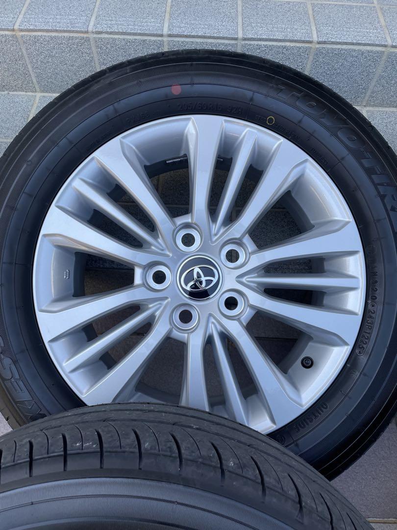 【新車外し】トヨタ 90系ノア 純正ホイール + TOYO PROXES 2/4