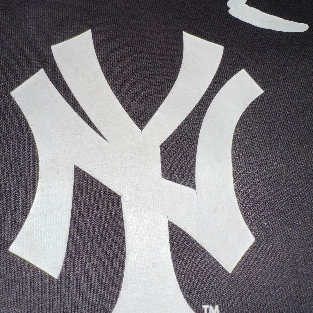 Supreme ニューヨーク・ヤンキース パーカー Supreme ニューヨーク・ヤンキース パーカー