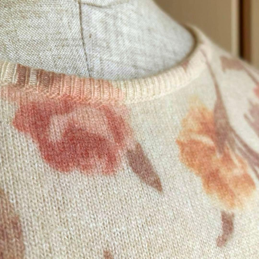 NINA RICCI イタリア製 花柄 ニットトップス M NINA RICCI イタリア製 花柄 ニットトップス M