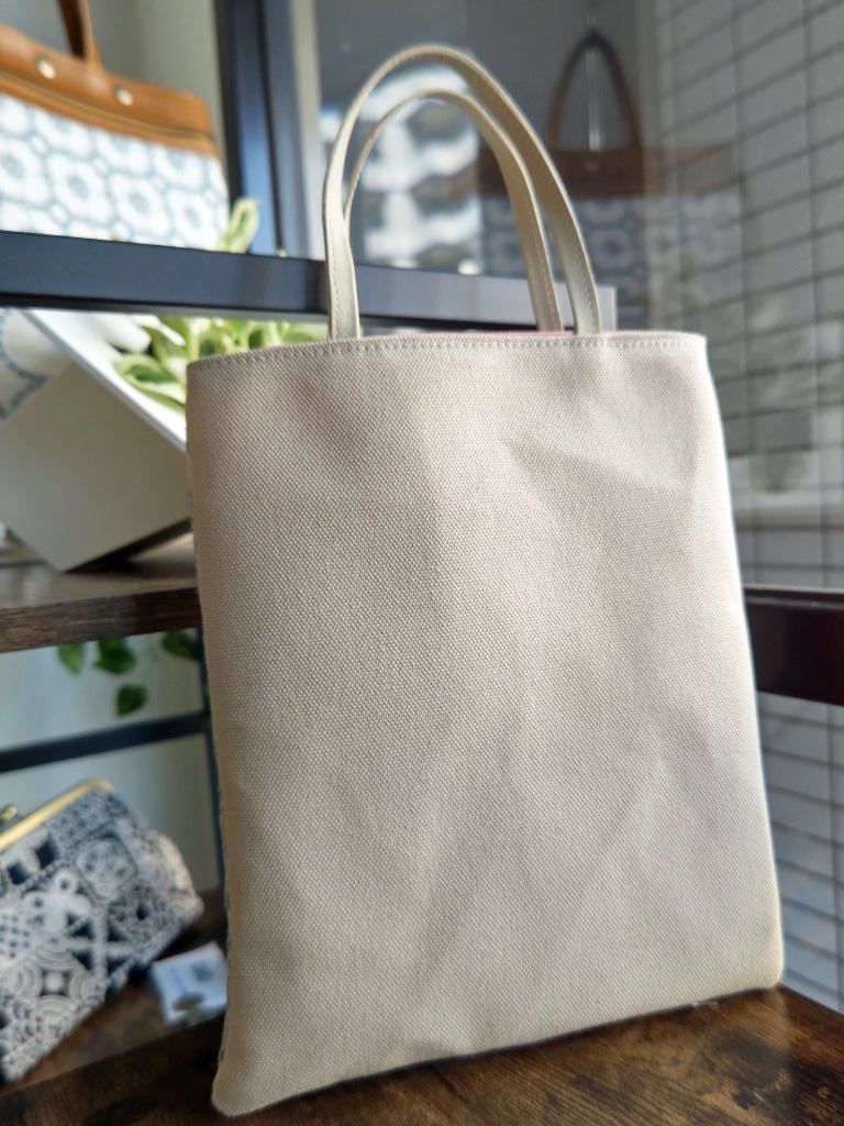 ミナペルホネン/anemoneアネモネ ピンク /手提げトート トーストサイズ トートバッグ レザーグッズ コニー 通販｜Creema(クリーマ)  18298015
