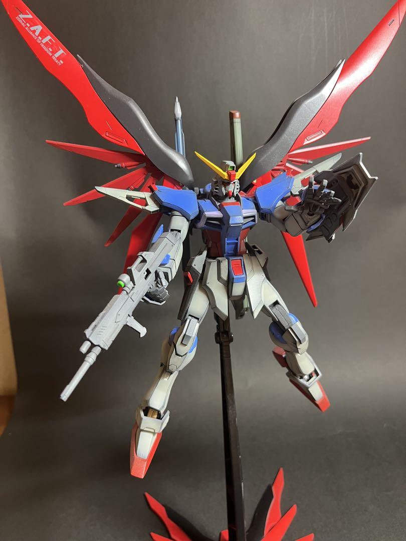 MGディスティニーガンダム 塗装済み完成品ロボット