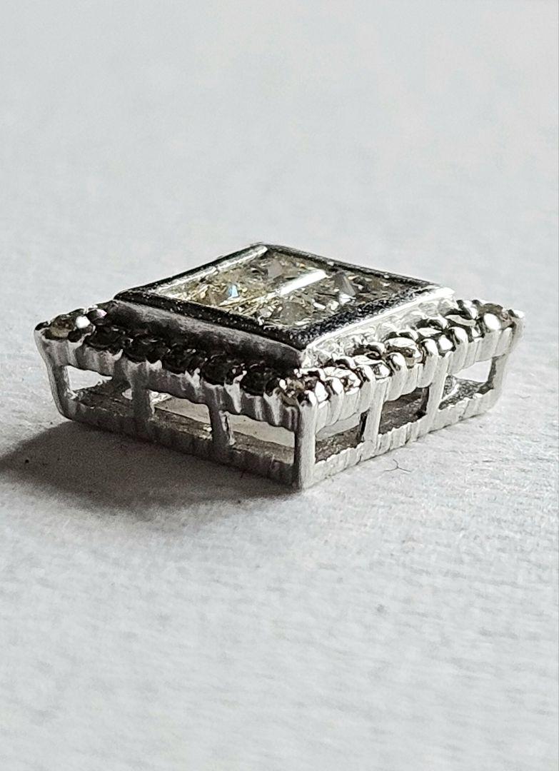K18WG ダイヤモンドペンダントトップ 0.5ct