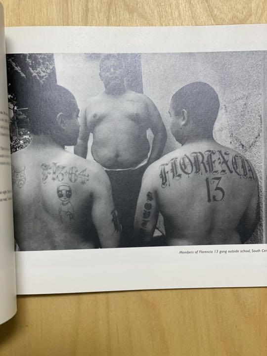 洋書 East Side Stories: Gang Life in East LA