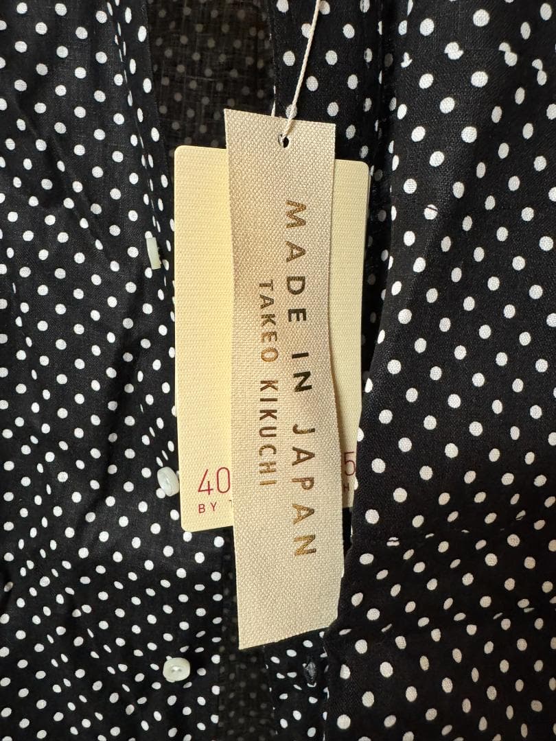 新品未使用 TAKEO KIKUCHI 水玉模様 半袖シャツ 麻 新品未使用 TAKEO KIKUCHI 水玉模様 半袖シャツ 麻