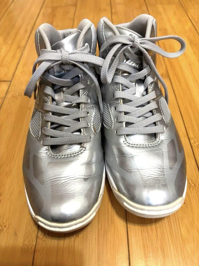 Mizuno ウェーブダイバース