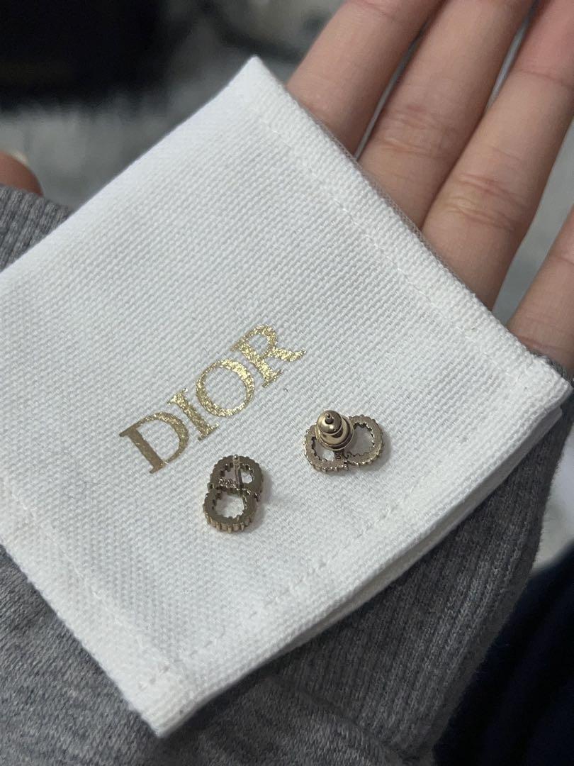 Dior ゴールドパールピアス