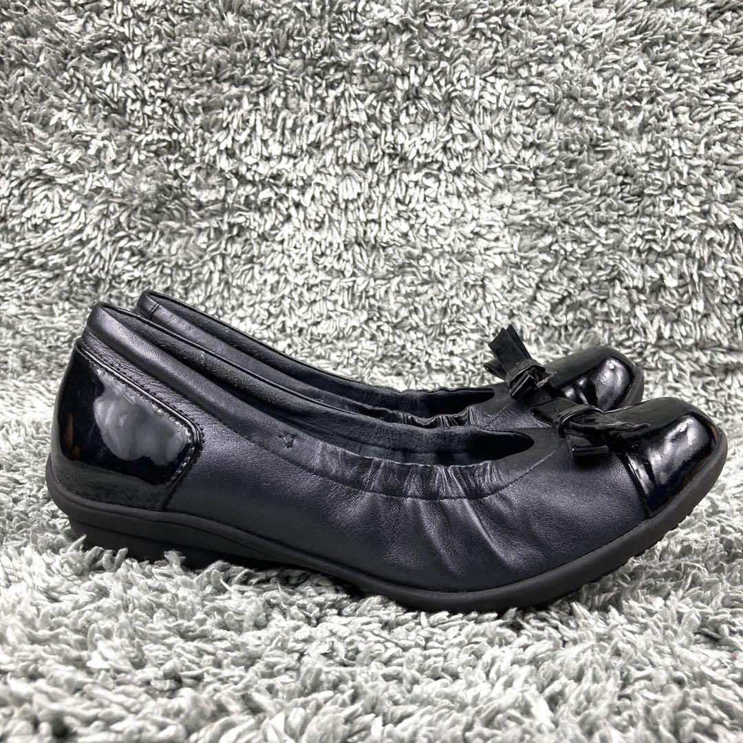 極美品 アシックス Walking ペダラ エナメル　リボン シャーリング