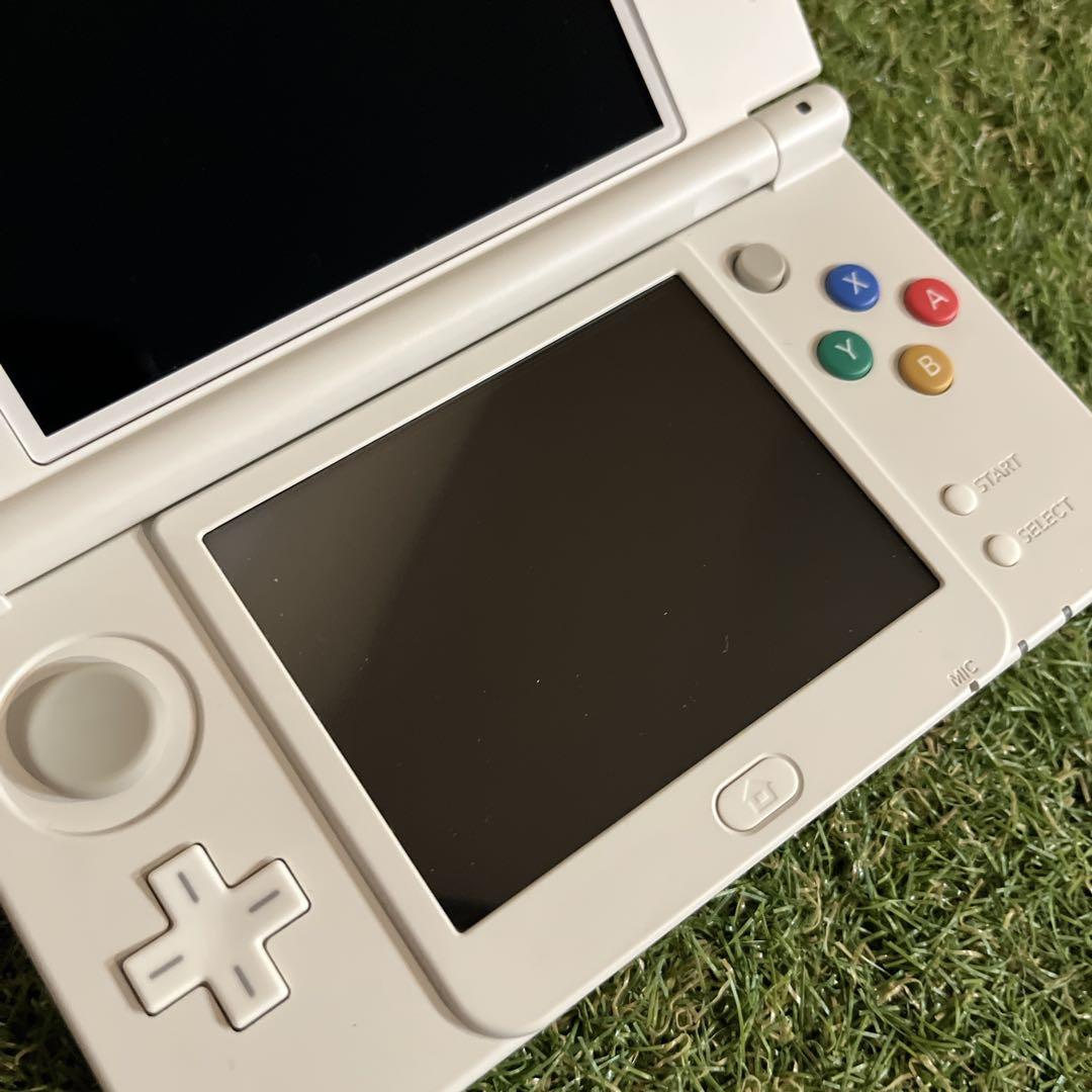 New Nintendo 3DS ホワイト 本体