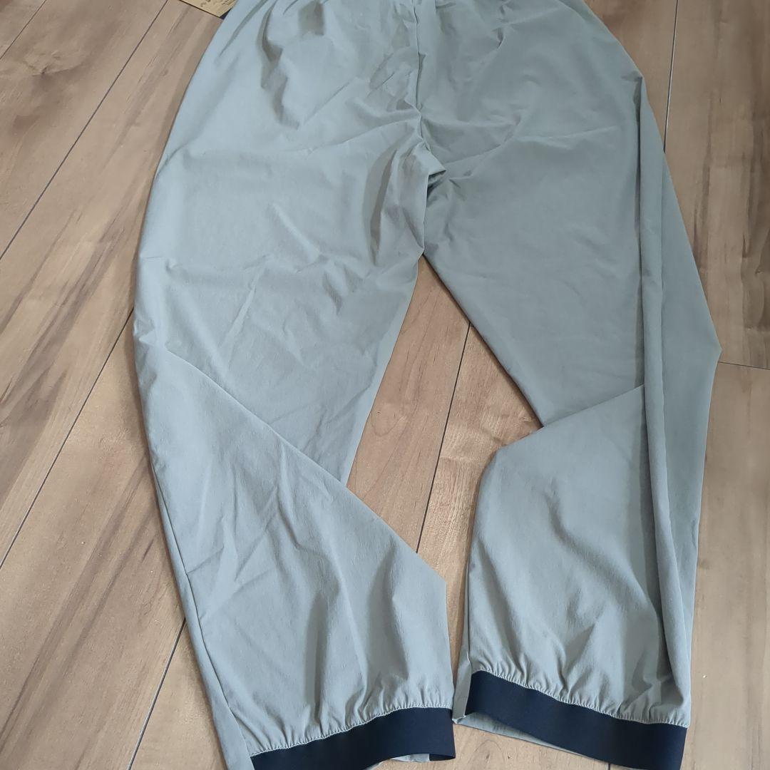 ノースフェイスフレキシブルロングパンツ　キャバングレー