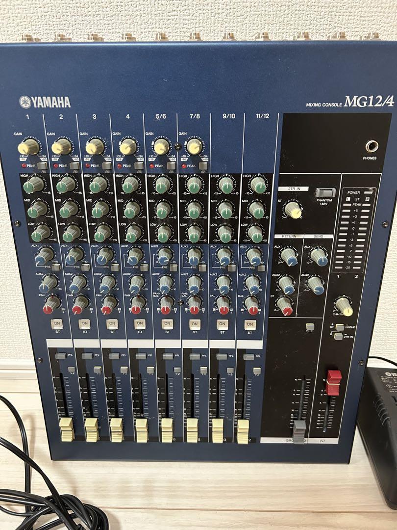 Yamaha ヤマハ　ミキサー　ミキシングコンソール　MG12/4