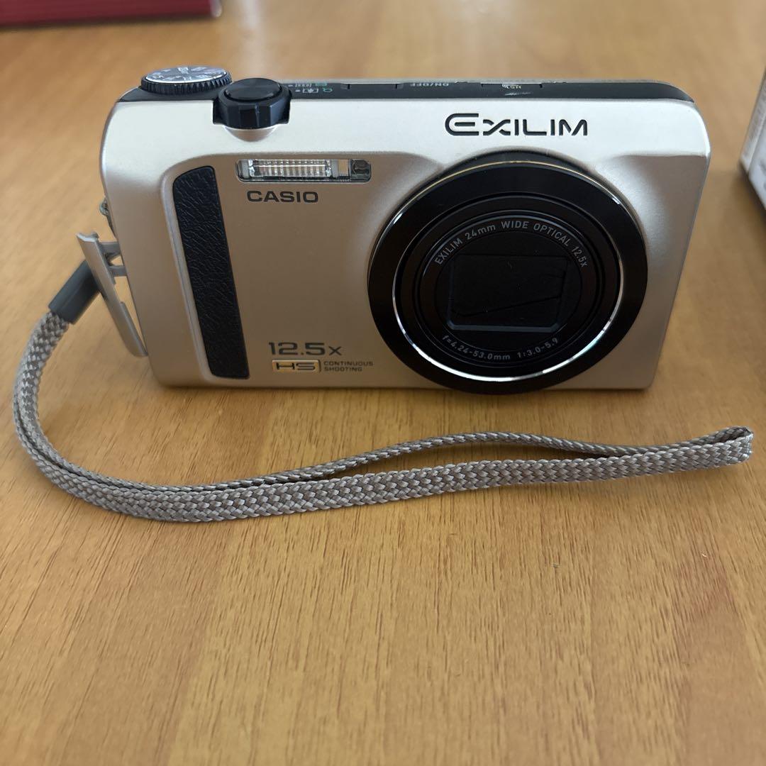 美品】CASIO EXILIM EX-ZR300 コンパクトデジタルカメラ - メルカリ