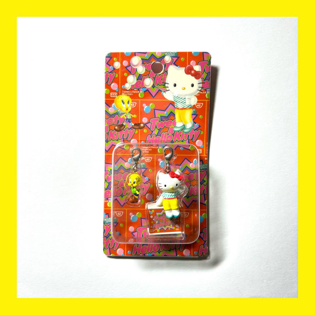 tweety & hallo kitty コラボキーホルダー レア tweety & hallo kitty コラボキーホルダー レア