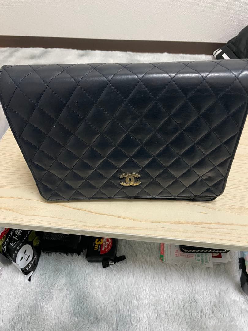 CHANEL キルティング ショルダーバッグ CHANEL キルティング ショルダーバッグ