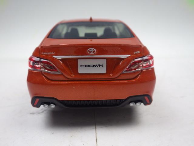 207 11/30 新型 クラウン RS 220系 カラーサンプル オレンジ系