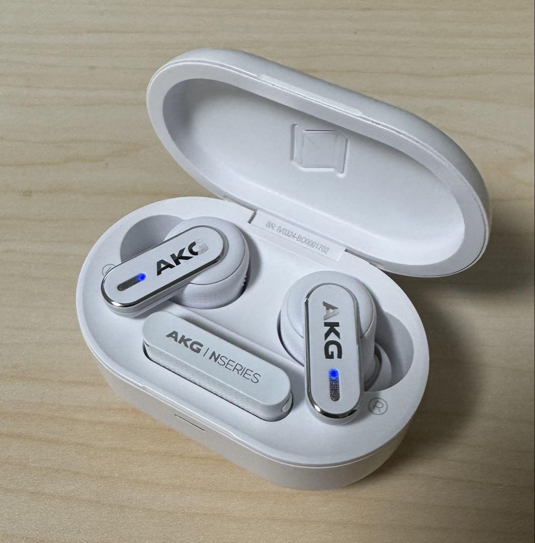 完全ワイヤレスイヤホン「AKG N5 Hybrid」