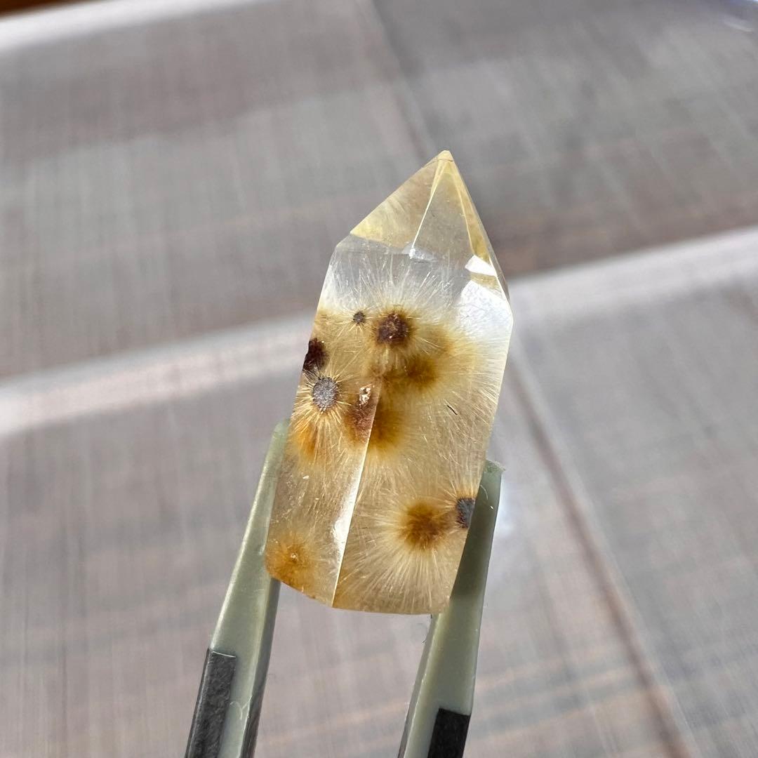 高品質　ゴールドルチル共生フラワールチル　ルース　12