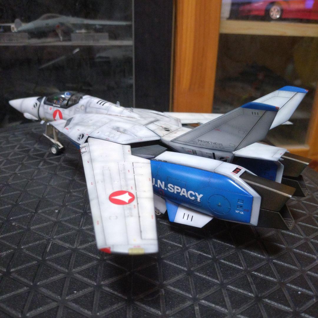 ハセガワ 1/48 VF-1A マックス機