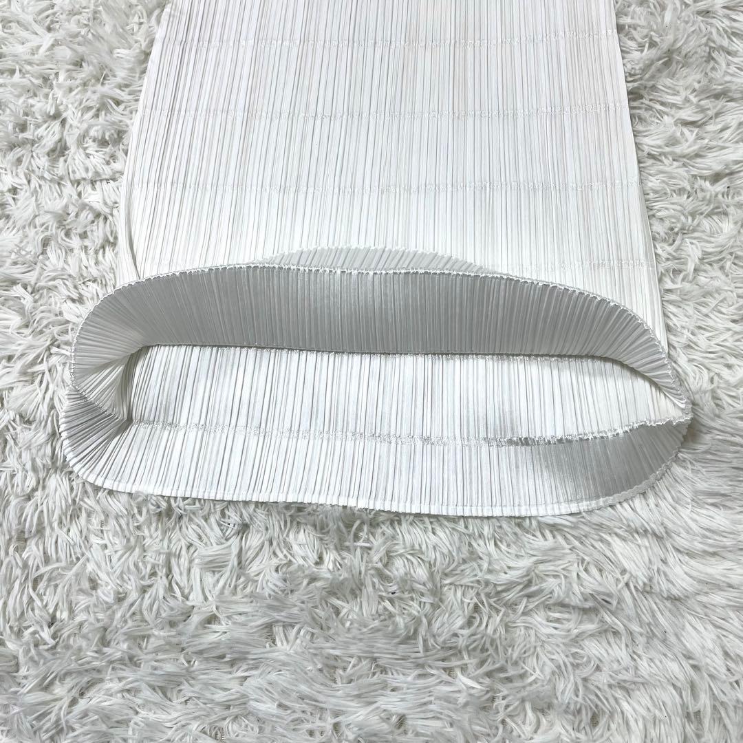 美品　プリーツプリーズ　ホワイト　キャップスリーブ　ワンピース　 サイズ3