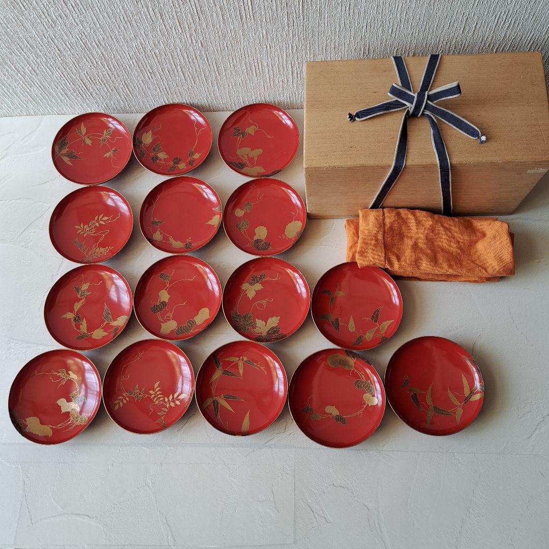 時代　絵変り 銘々皿 　15客 木箱付き 木製漆器　懐石　菓子皿