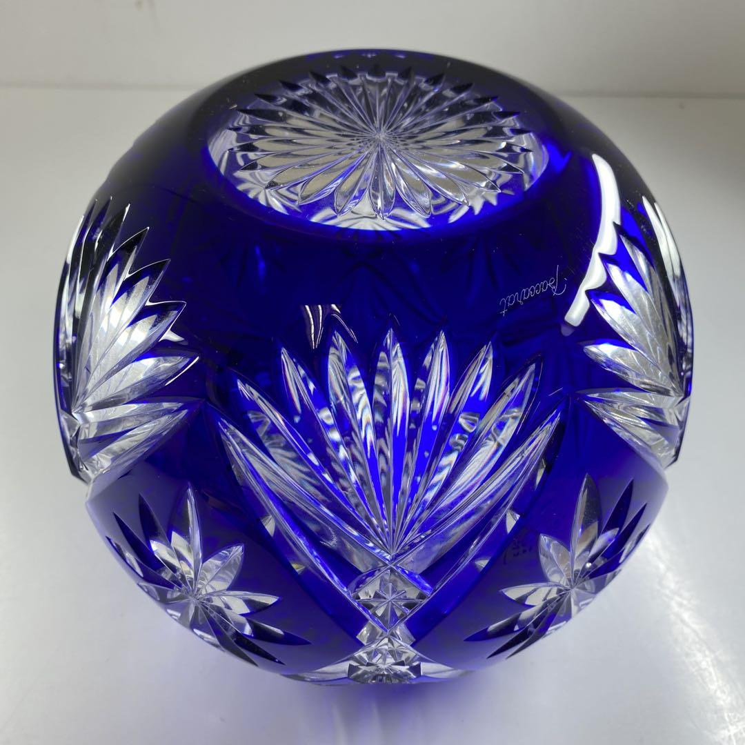 バカラ高級ライン　珍品被せ青ガラス　切子花瓶　共箱　東Y7-0220☆1Fトルコ