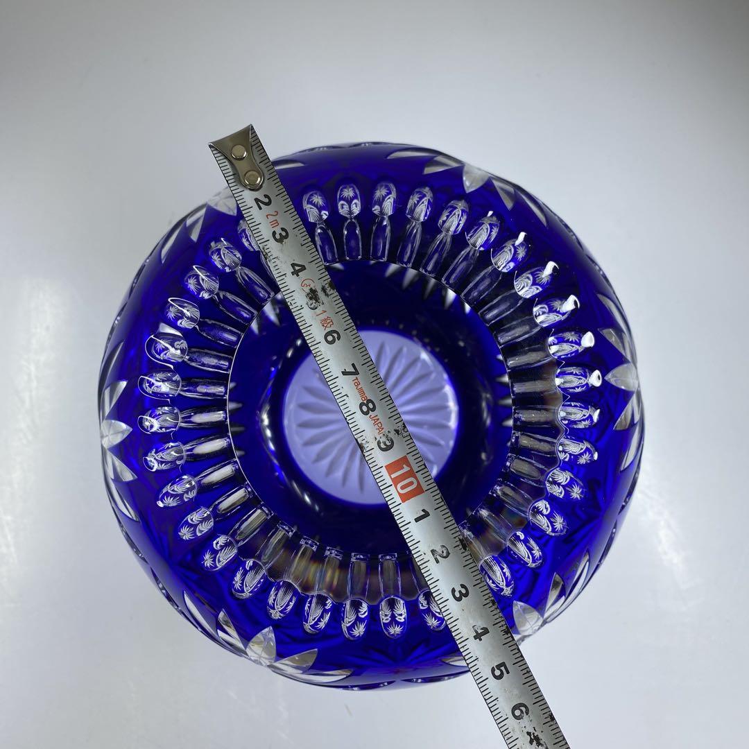 バカラ高級ライン　珍品被せ青ガラス　切子花瓶　共箱　東Y7-0220☆1Fトルコ