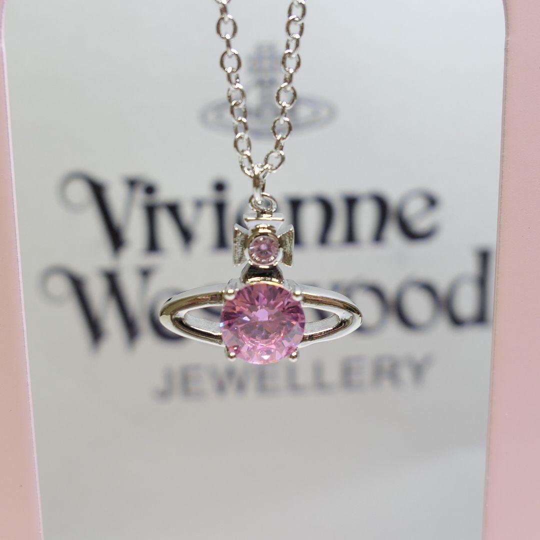 2025年ファッション福袋 Vivienne Westwood メルカリ - ピンクネックレス アクセサリー