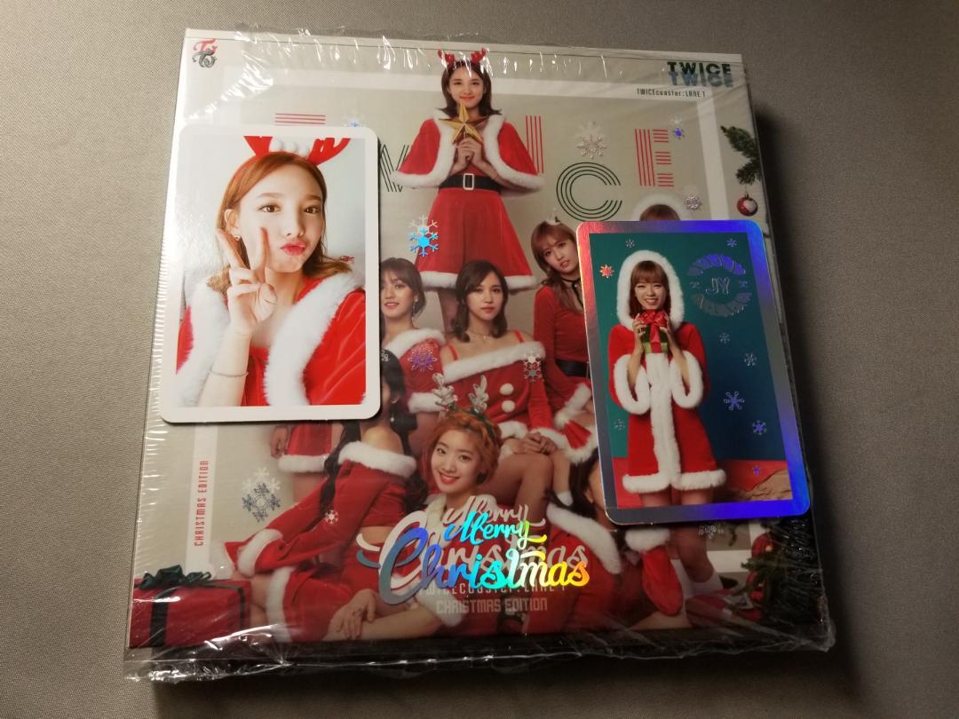 TWICEミニ3集CHRISTMAS EDITIONナヨン・ジョンヨンのトレカ付