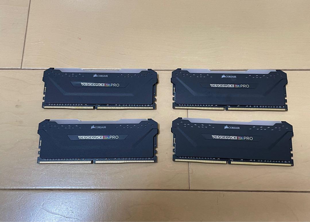 メモリー CORSAIR 128GB VENGEANCE RGB PRO (32GBx4)