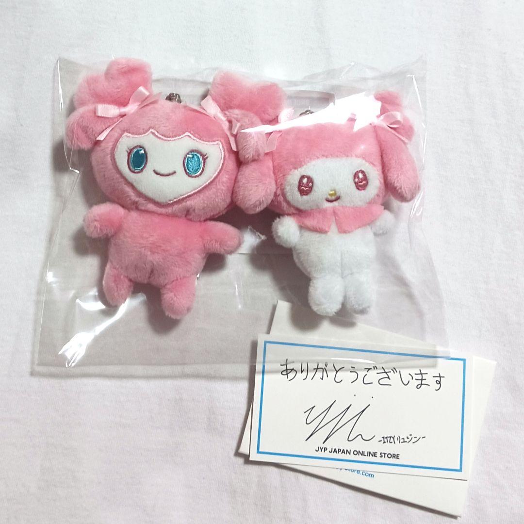 MOVELY　マイメロディ　モモ　TWICE