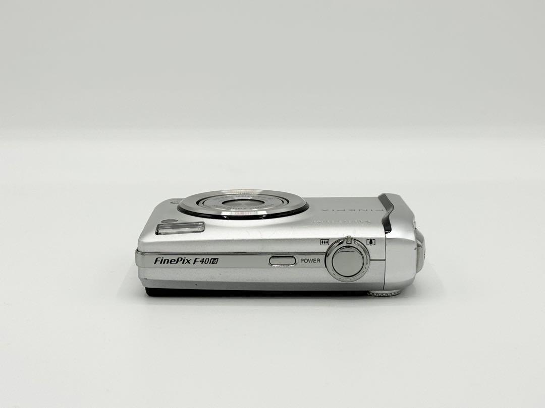 【完動品】　FUJIFILM FinePix F40 デジタルカメラ