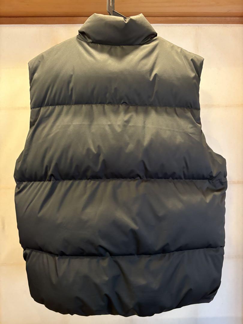 【美品】　NIKE ダウンベスト　ブラック　L