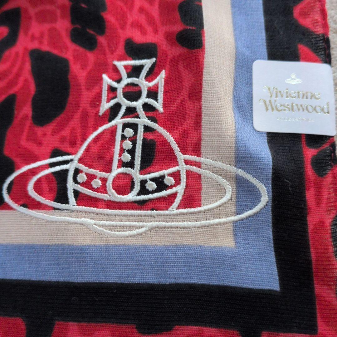 新品未使用Vivienne Westwood シルクハンカチヴィヴィアン
