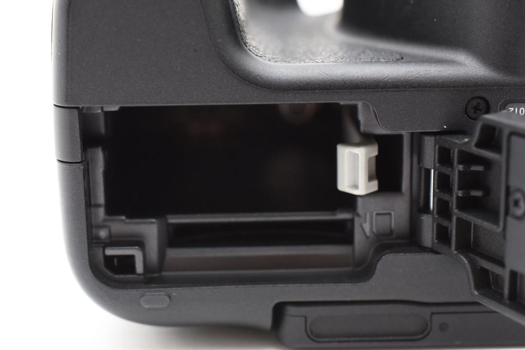 【美品・ショット数15%】Canon EOS Kiss X9 ダブルズームキット