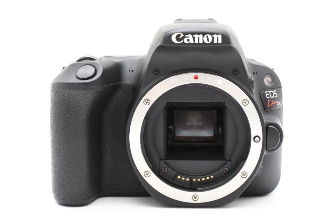 【美品・ショット数15%】Canon EOS Kiss X9 ダブルズームキット