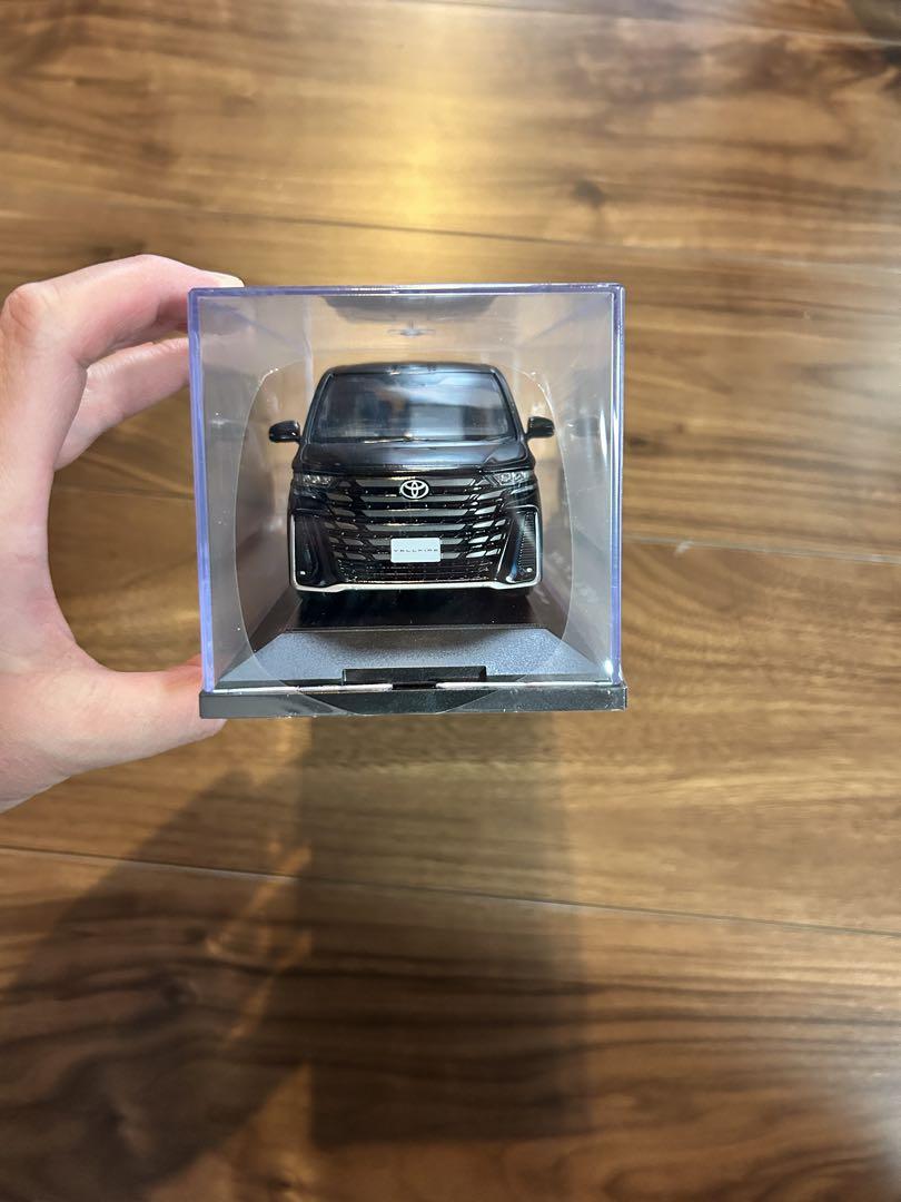 新型ヴェルファイア　VELLFIRE 黒 ミニカー