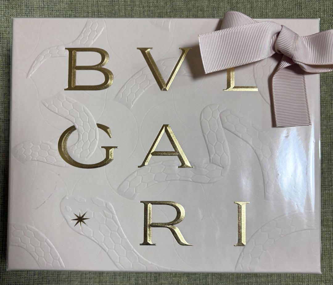 未開封BVLGARI オールドパルファムとボディミルクのセット