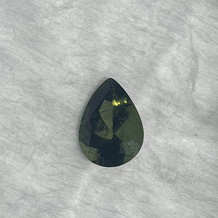 モルダバイト ルース3.15ct