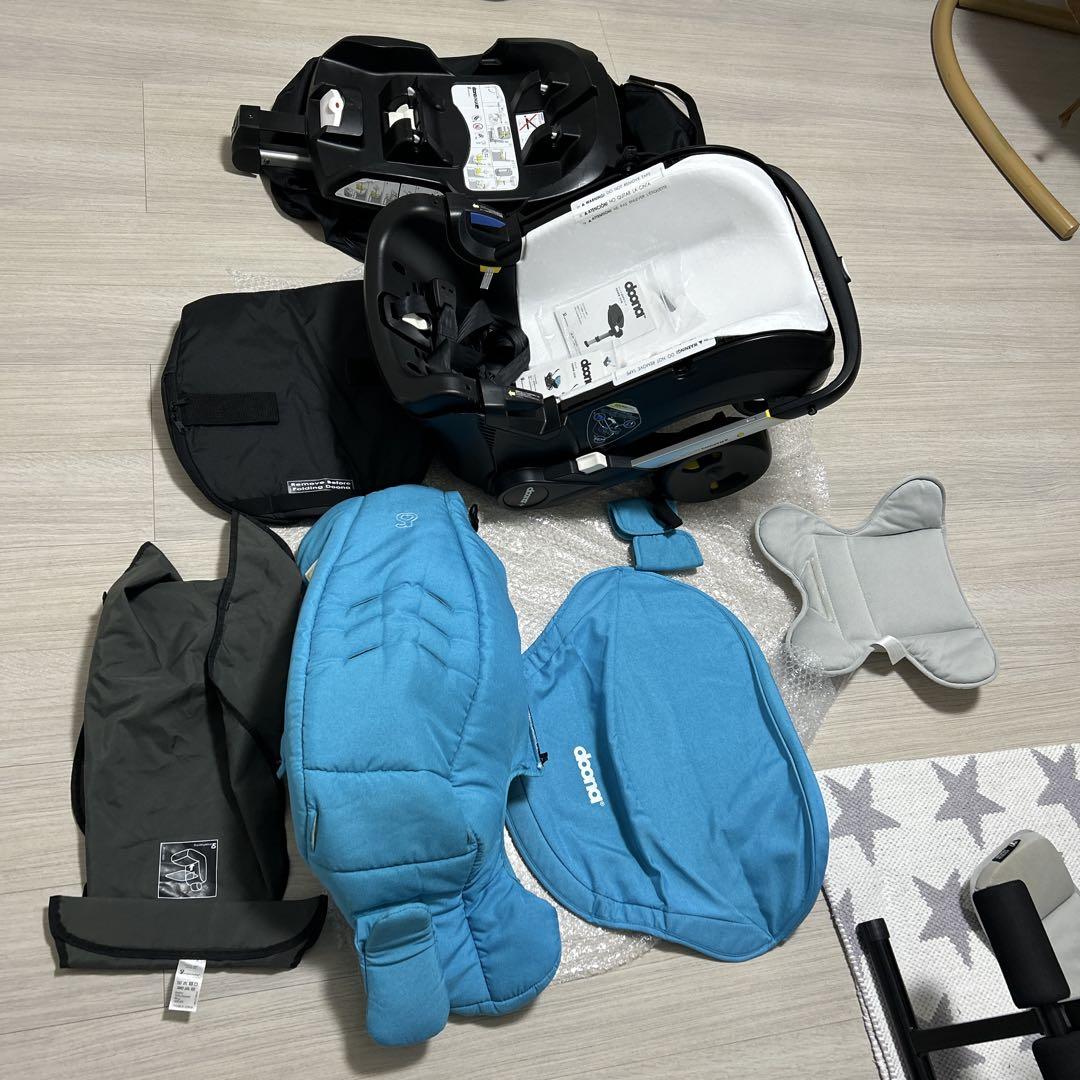 限定カラーDoona ➕インファントカーシート＋ISOFIXベース　リュック付き