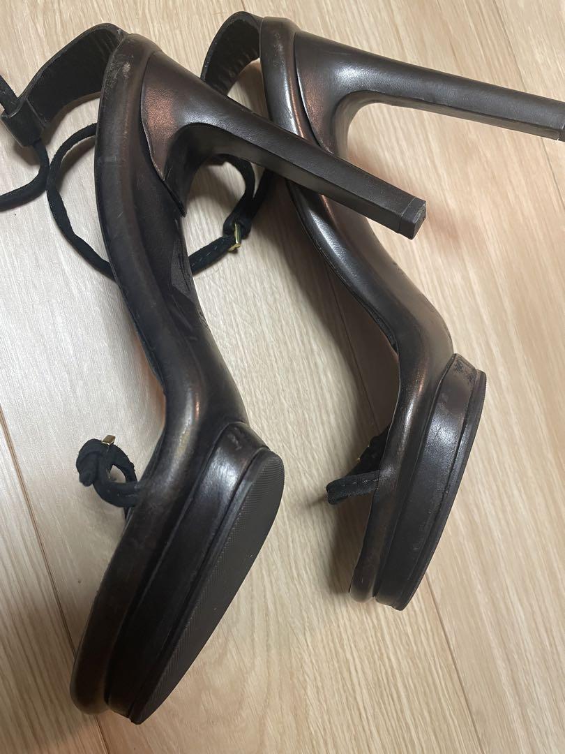 GUCCI 黒 レザー サンダルヒール