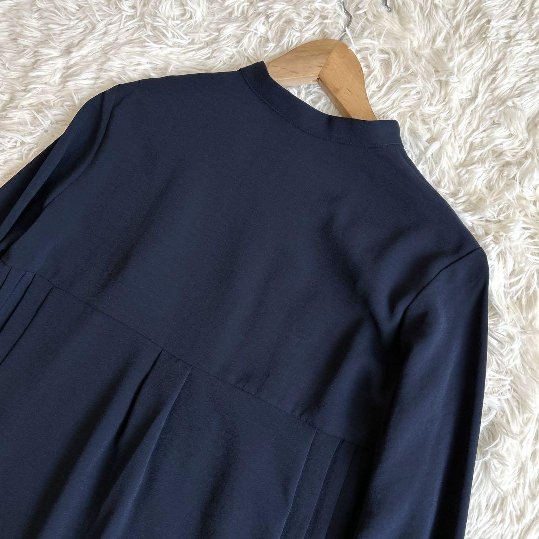 シップス　ストレッチ ジョーゼット プリーツ ブラウス　25SS ネイビー