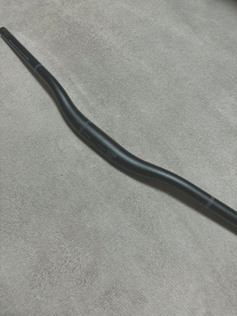 BONTRAGER LINE 35 ハンドルバー 820mm