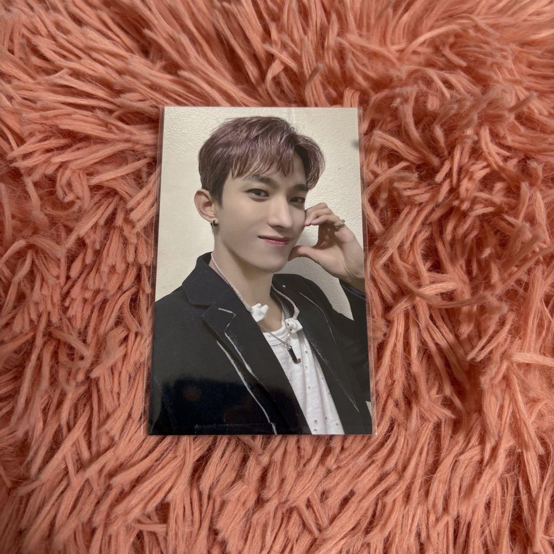 SEVENTEEN ドギョム FML ユニバーサル 特典 トレカ - メルカリ