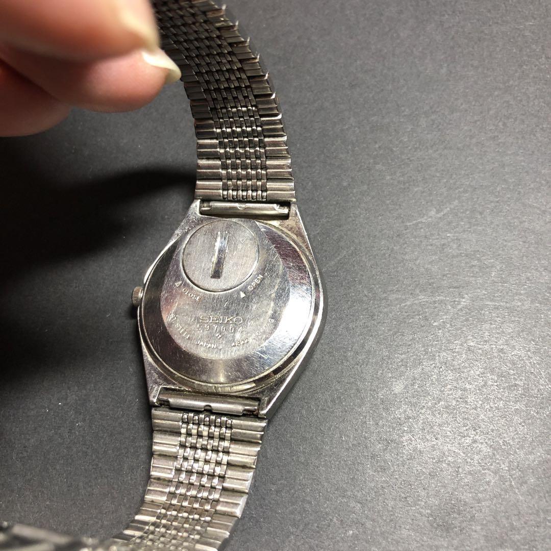11618 SEIKO キングクォーツ 4822-8010G 文字盤グリーン稼働