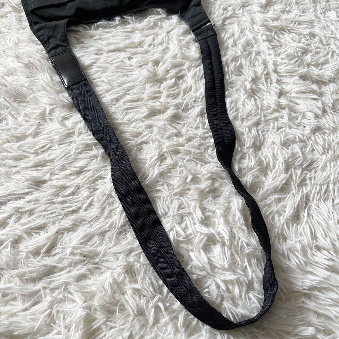 【美品】　PRADA ショルダーバッグ　ブラック　黒　ナイロン