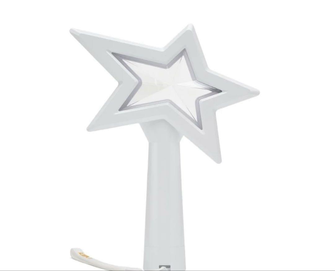 【新品】LISA OFFICIAL LIGHT STICK BLACKPINK
