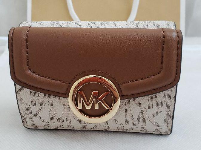 激安超安値3連休限定特価!【新品未使用】MICHEAL KORS 3つ折財布 折り財布 レディース¥9,900-vacuumartspace.cz 激安超安値3連休限定特価!【新品未使用】MICHEAL KORS 3つ折財布 折り財布 レディース¥9,900-vacuumartspace.cz