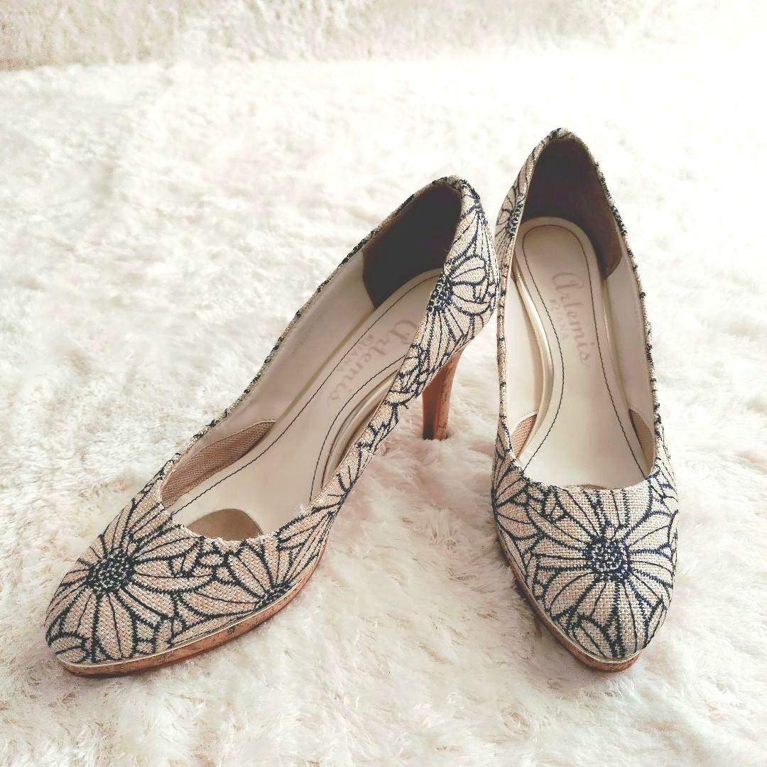 週末値下げ！【極美品】DIANA 花柄刺繍レース パンプス 結婚式23.5cm 美品】DIANA ベージュ レース フラワー刺繍 パンプスブライダル