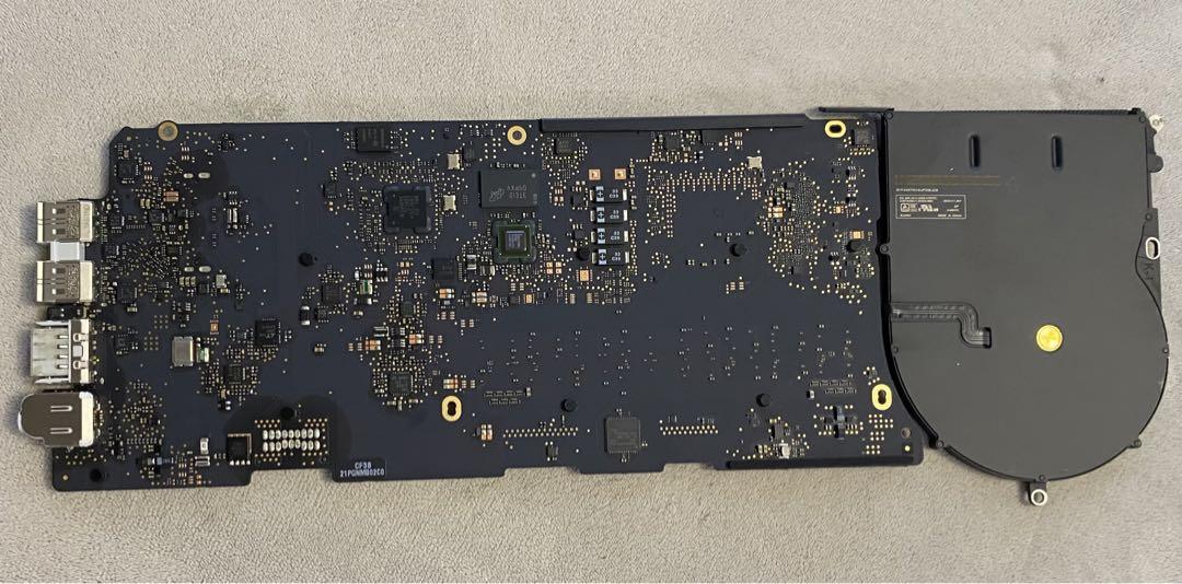 MacBook Pro 13inch i5 4GB マザーボード l 2013